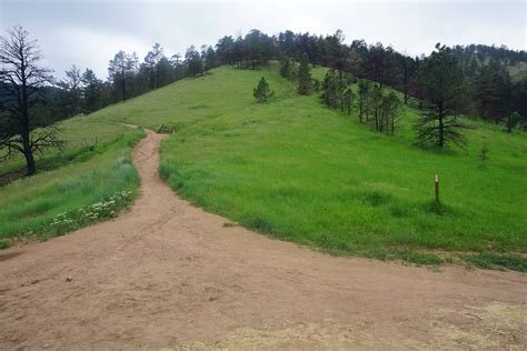 Boulder Hiking Safety Tips - Travel Boulder