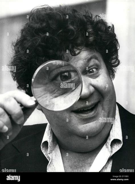 George savalas kojak hi-res stock photography and images - Alamy