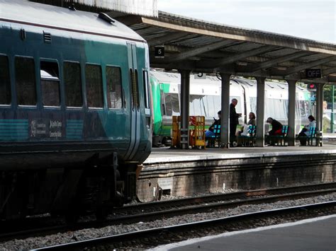 P9070017 | Shrewsbury Railway Station in September 2018. | Mark L ...