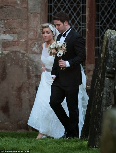 Red Carpet Wedding: Helen Skelton and Richie Myler - Red Carpet Wedding