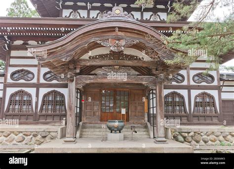 Main entrance of Naganobeyama Daisen Temple in Daisen, Akita Prefecture ...