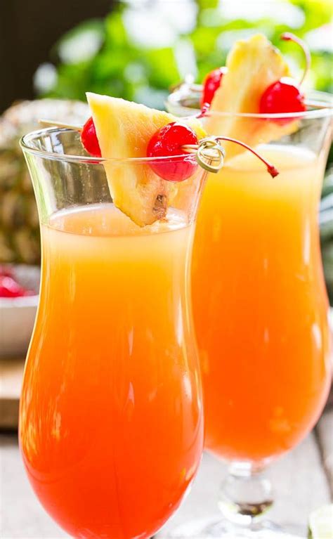 How to Make Pineapple Upside Down Drink: A Refreshing Summer Recipe ...