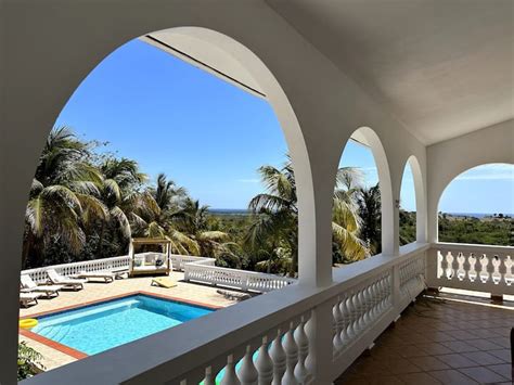 Hacienda Victoria, Spanish estate main villa - Vacation homes for Rent ...