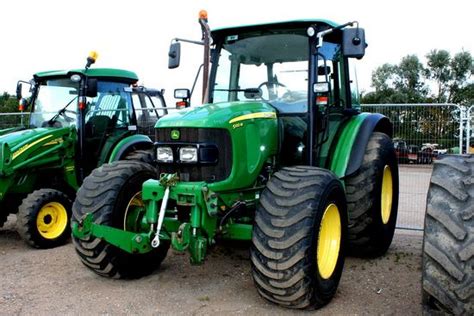 John Deere 5100M: Specs, Engine, Transmission, Dimensions