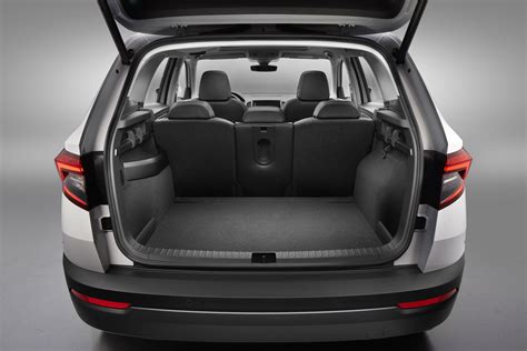 Skoda Karoq interior and exterior image gallery - Autodevot