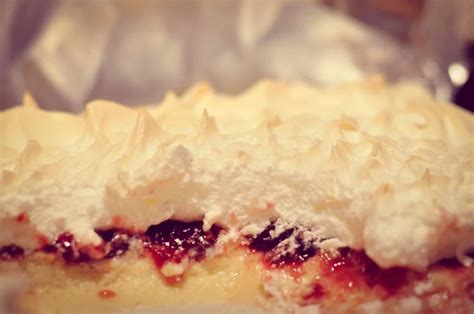 Mary Berry’s Queen of puddings | Queen of puddings, British baking show recipes, Mary berry ...