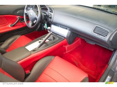 Red Interior 2004 Honda S2000 Roadster Photo #70679554 | GTCarLot.com