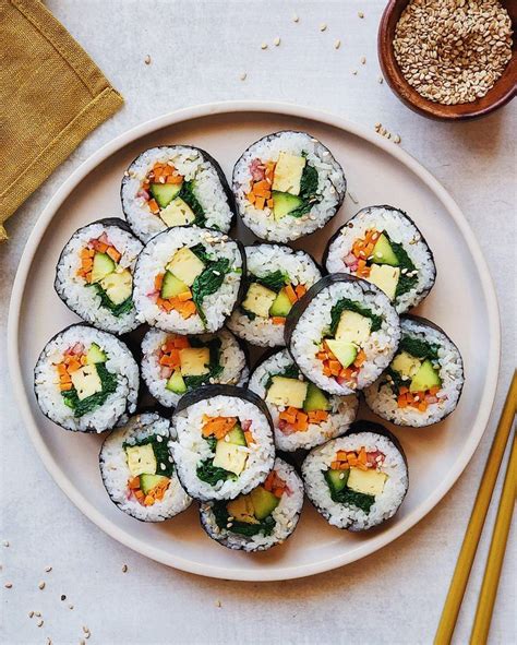 Recipe: How to Make Vegetable Gimbap - Nomtastic Foods | Hapjes