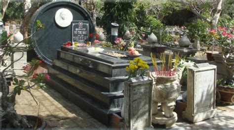 Mrs. Sau's Grave in Con Dao - The Most Sacred Destination in Con Dao ...