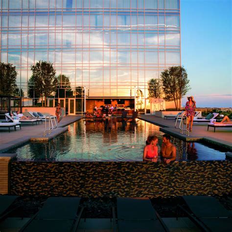 10 fabulous hotel pools DFW | Best hotels in dallas, Hotel pool, Dallas hotels