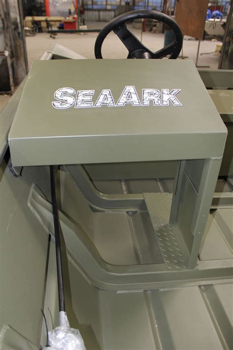 Aluminum Side Console with Adjustable Leg - SeaArk Boats | Boat console ...