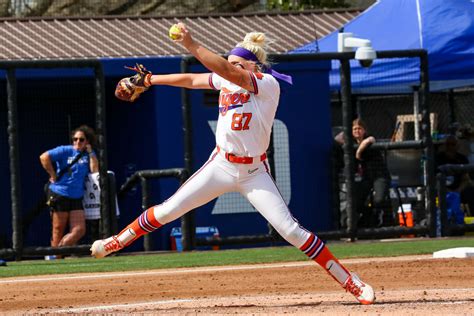 Softball To Hold Open Scrimmage for Fans – Clemson Sports News