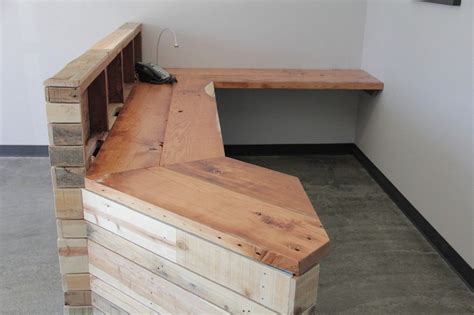 Furniture: Rustic Wood Reception Desk Design, Custom Reception ...