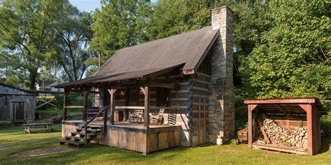 This Tennessee Log Cabin Has the Most Delightful Surprise Feature - Tennessee Real Estate