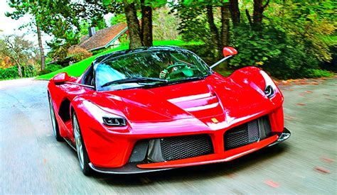 Koleksi Foto dan Gambar Mobil Sport Ferrari LaFerrari