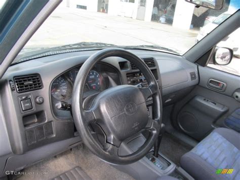 Gray Interior 1997 Toyota RAV4 4WD Photo #53975061 | GTCarLot.com