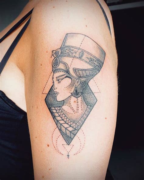 Top 97 Best Nefertiti Tattoo Ideas - [2021 Inspiration Guide]