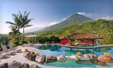 Mountain Paradise Hotel in - La Fortuna, CR | Groupon Getaways