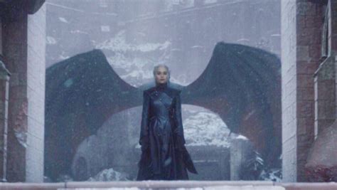 Game of Thrones Season 8 Finale: Daenerys Targaryen Looks Like a Dragon ...