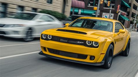 Dodge Challenger SRT Demon review: 840bhp muscle car tested | Top Gear