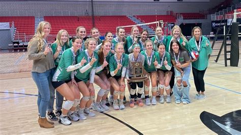 Blair Oaks Volleyball wins Class 3 State Championship