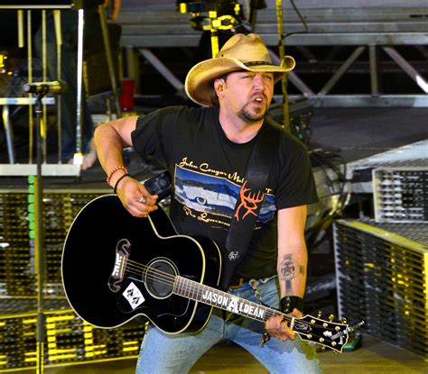 Jason Aldean’s Tour Bus Involved in Fatal Accident