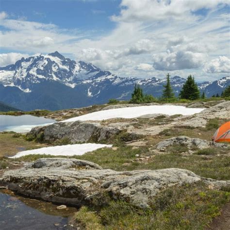 12 Best Cold Weather Tents for Winter Camping