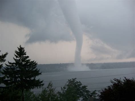 Types and Causes of Tornadoes - Conserve Energy Future