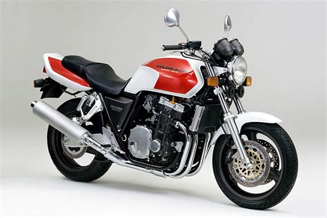 Moto del día: Honda CB 1000 Big One Super Four (SC30) | espíritu RACER moto