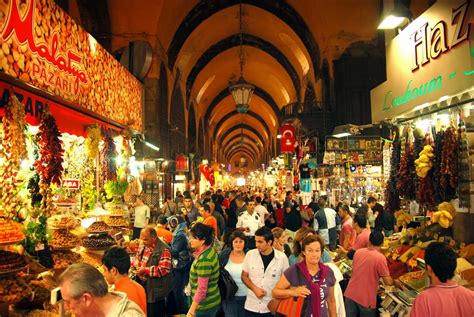 Magic City ISTANBUL : Egyptian (Spice) Bazaar