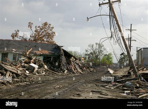 Hurricane Katrina, New Orleans, LA., 9/18/2005-- Damage to homes and ...