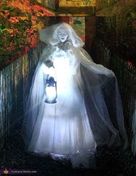 Ghost Halloween Costume, Halloween Diy Outdoor, Halloween Props Diy ...