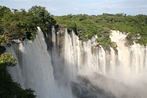 Encontro sobre turismo - Rede Angola - Notícias independentes sobre Angola