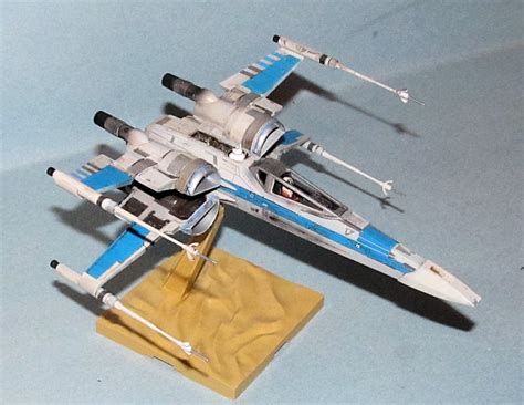 Bandai 1/72 Resistance T-70 X-Wing, by Dan Lee