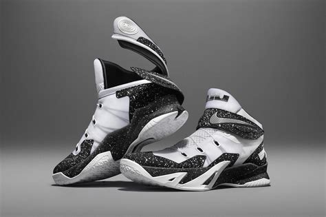 Nike LeBron Zoom Soldier 8 FLYEASE | HYPEBEAST