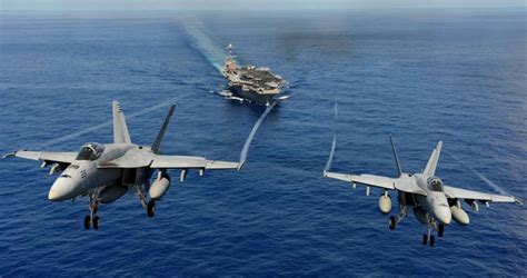 La diferencia entre F / A-18 Hornet y F / A-18 Super Hornet