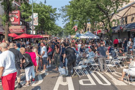 Your Complete Guide To NYC's Fall Street Fairs And Festivals