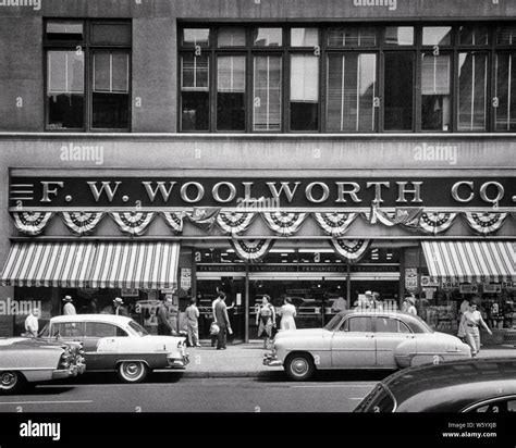 Woolworths 1950s hi-res stock photography and images - Alamy