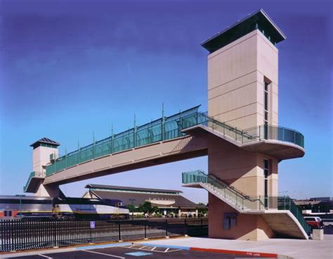 Emeryville Amtrak Station | Heller Manus Architects