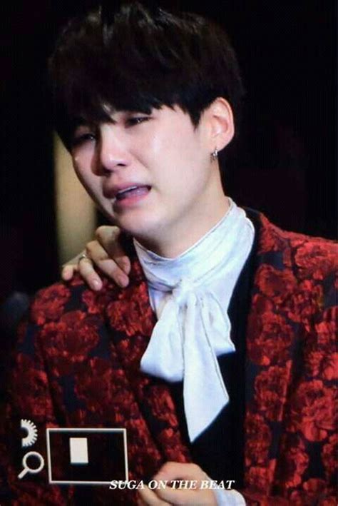 Suga crying at MAMA | ARMY's Amino