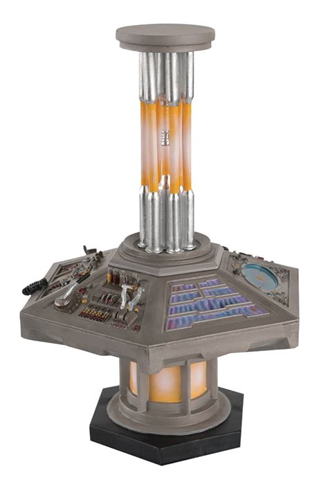 JUN201827 - DOCTOR WHO TARDIS CONSOLE COLL #4 12TH DOCTOR - Previews World