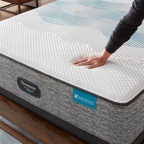 Sleep comfortably and cool all night long thanks to the innovative ...