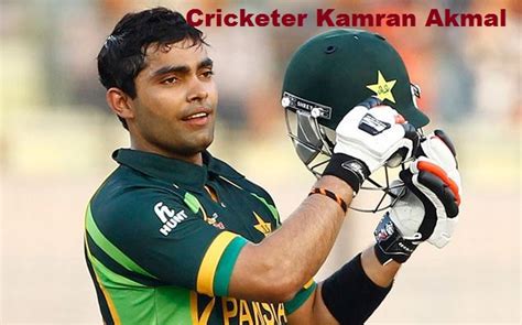 Kamran Akmal cricketer, batting average, height, wife, family, wiki, photos