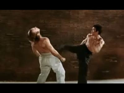 Jean-Claude Van Damme VS Chuck Norris ( Real, in his best years ) - Off ...