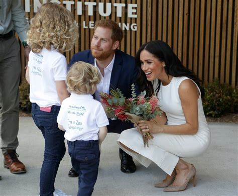 11 Pics Of Prince Harry & Meghan Markle Talking To Kids That Prove They ...