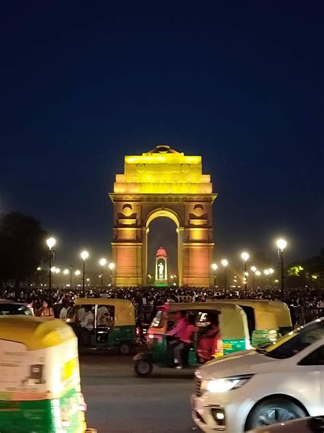 India Gate, New Delhi, Night Scenes : r/india_tourism