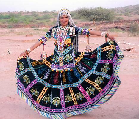 Kalbelia folk songs and dances of Rajasthan - intangible heritage ...