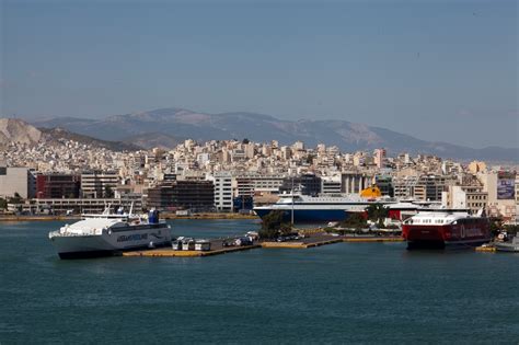 Asisbiz Piraeus Port of Athens Greece 08