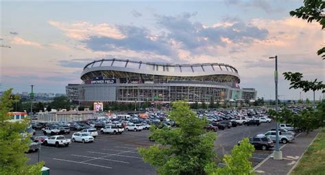 Denver Broncos Parking at Empower Field [Complete Guide]