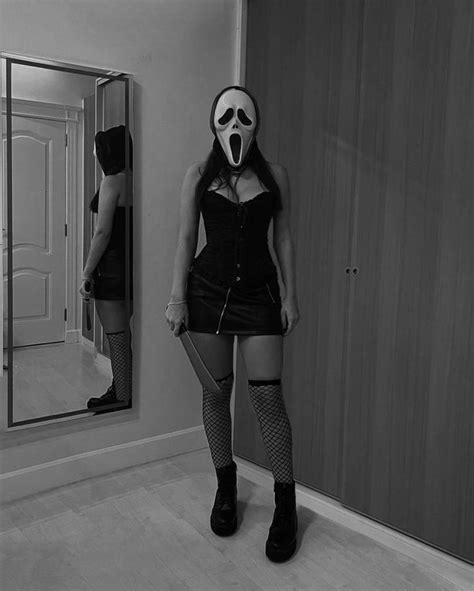 izzy hardy ⇒ corrupted chaos by shain rose | Scream halloween costume, Couples halloween outfits ...